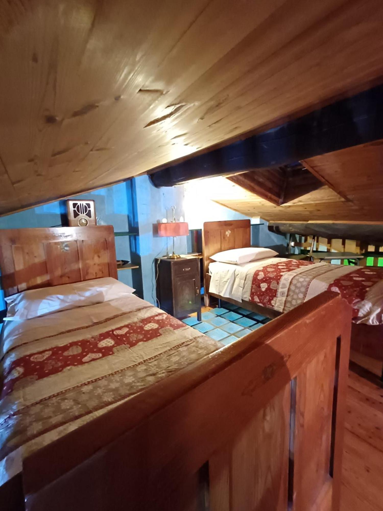 Berzo Casa Vacanze Ca' Moreschi מראה חיצוני תמונה