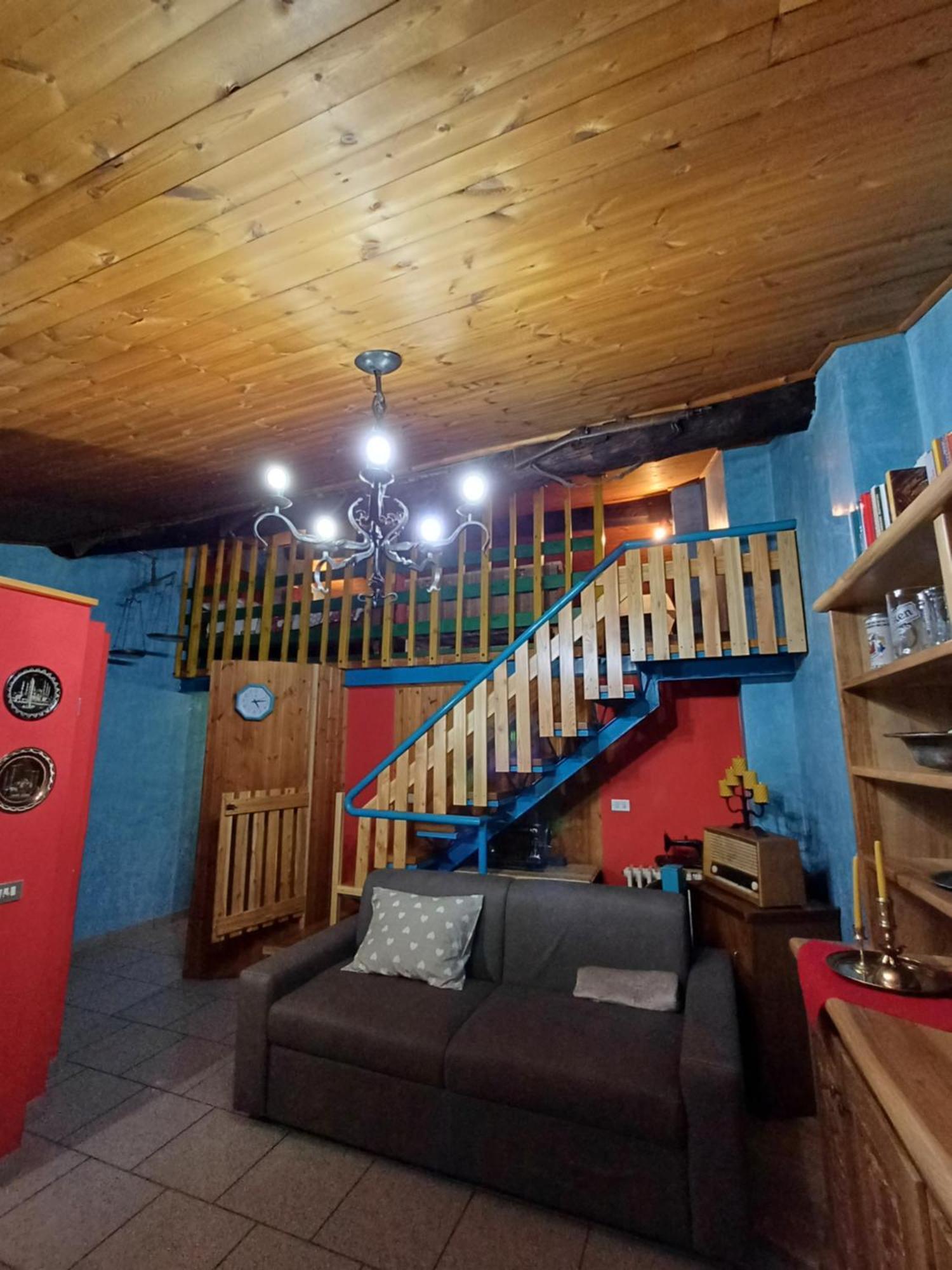 Berzo Casa Vacanze Ca' Moreschi מראה חיצוני תמונה